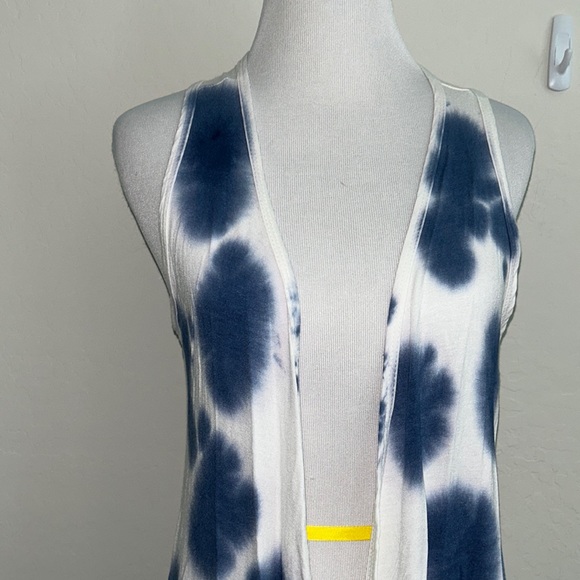 T party women’s medium tie dye vest - Picture 2 of 7